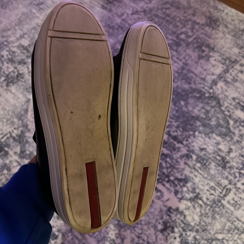 Shoes - Picture 4 of 8